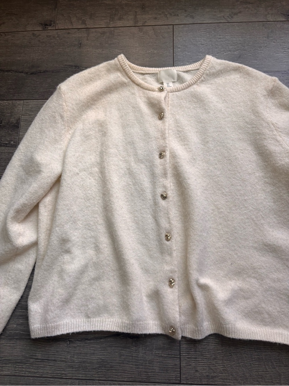 Women’s Cream Button-Front Sweater Cardigan